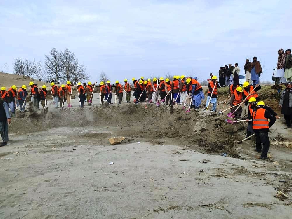 Cleaning of a big canal has started in Kunduz, officials say that hundreds of unemployed people have been provided with jobs