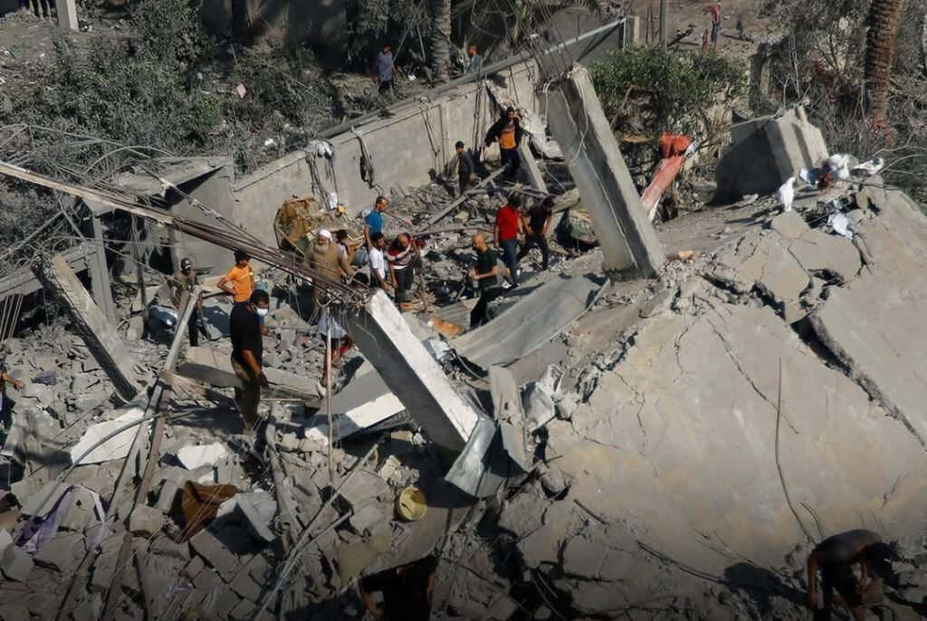 116 people killed in Israeli attacks on Gaza.
