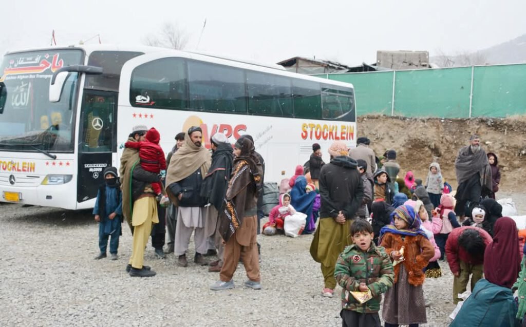 90 Palestinians Released in Exchange for Three Israeli Women