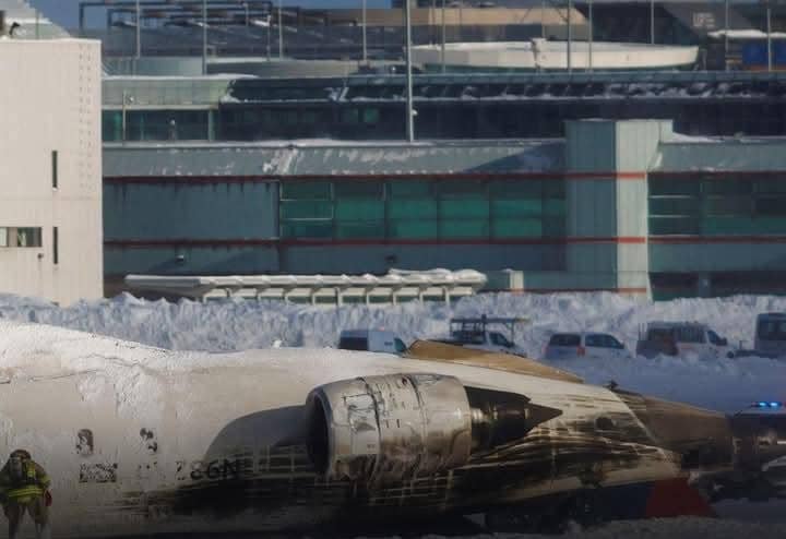 At Least 18 Injured in Plane Crash in Canada