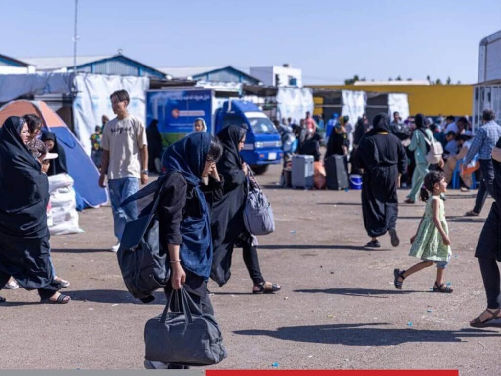 Over 1.7 Million Afghan Refugees Return from Iran and Pakistan in 2025, Says OCHA