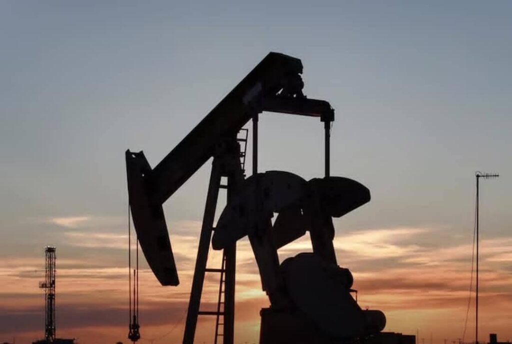Oil Prices Fall by One Percent Following Announcement on Continuation of U.S.–Iran Nuclear Talks