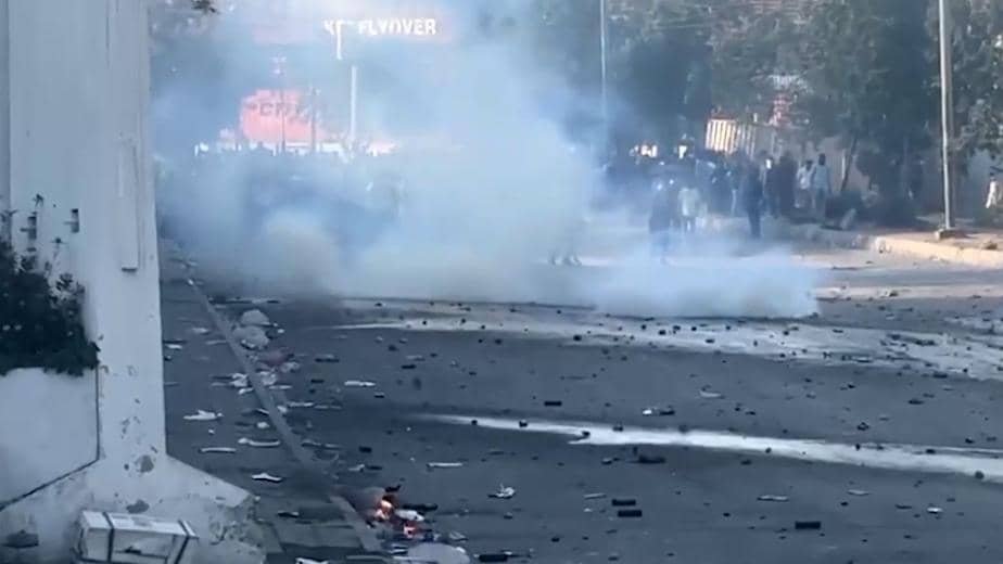 23 Killed in Pakistan During Protests Over Killing of Khamenei