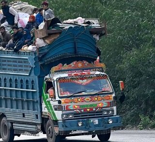 د پاکستان له بندخونو د یو ماشوم په ګډون ۹ کسان خوشې شول