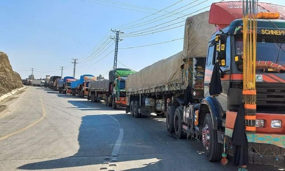 د احصائې او معلوماتو ملي ادارې د روان لمریز کال د صادراتو او وارداتو ارقام راټول او تحليل کړي،