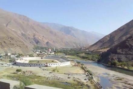 د پنجشېر لویه لار، چې د سېلابونو له کبله تړل شوی وه؛ شپې نږدی ۳ دری بجې د ترافیکو پر مخ پرانستل شوه