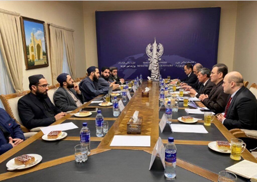 دکابل او تاشکند دستراتیژیکو اړیکو پر پراختیا خبرې اترې وشوې