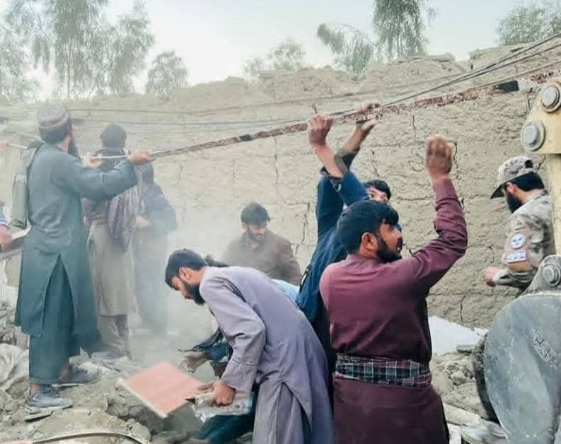 د ننګرهار په بهسودو کې هوايي برید؛ ۱۷ ملکي وګړي وژل شوي