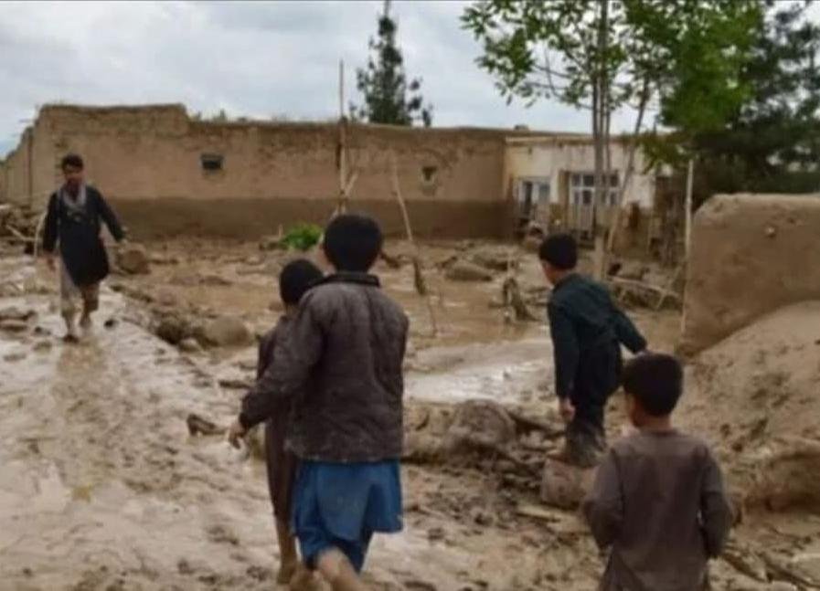 په افغانستان کې د وروستیو طبیعي پېښو درنه مرګژوبله؛ ۶۱ تنه مړه او زرګونه زیانمن شوي