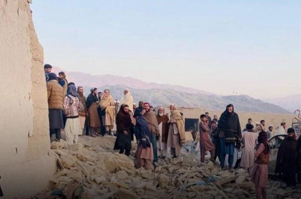 مجاهد: د پاکستان په هوايي بریدونو کې ۱۳ کسان وژل شوي