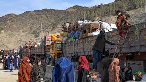 په یوه ورځ کې ۶۳۹ کډوالې کورنۍ افغانستان ته راستنې شوې