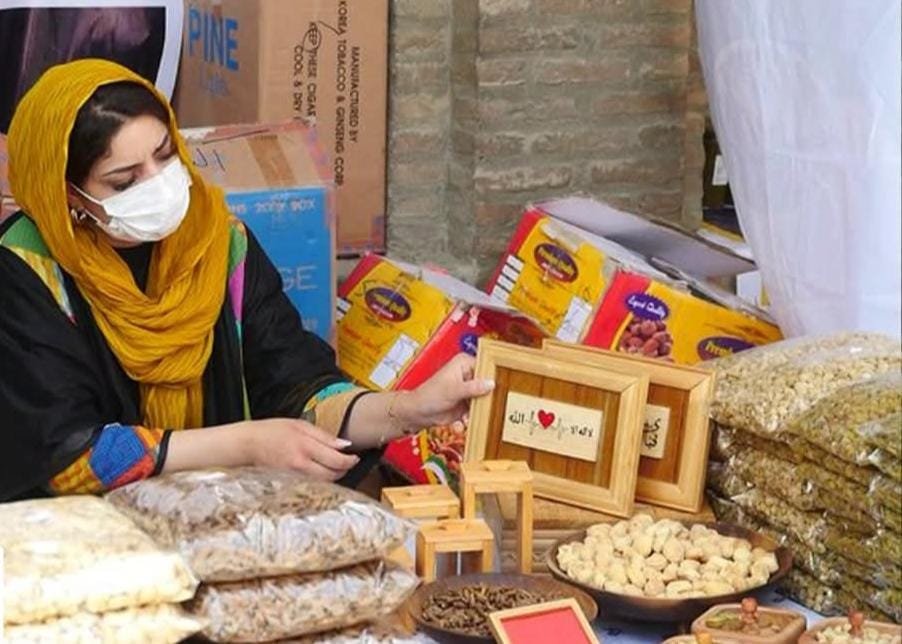 په افغانستان کې د ښځو سوداګریز جوازونه لس برابره زیات شوي