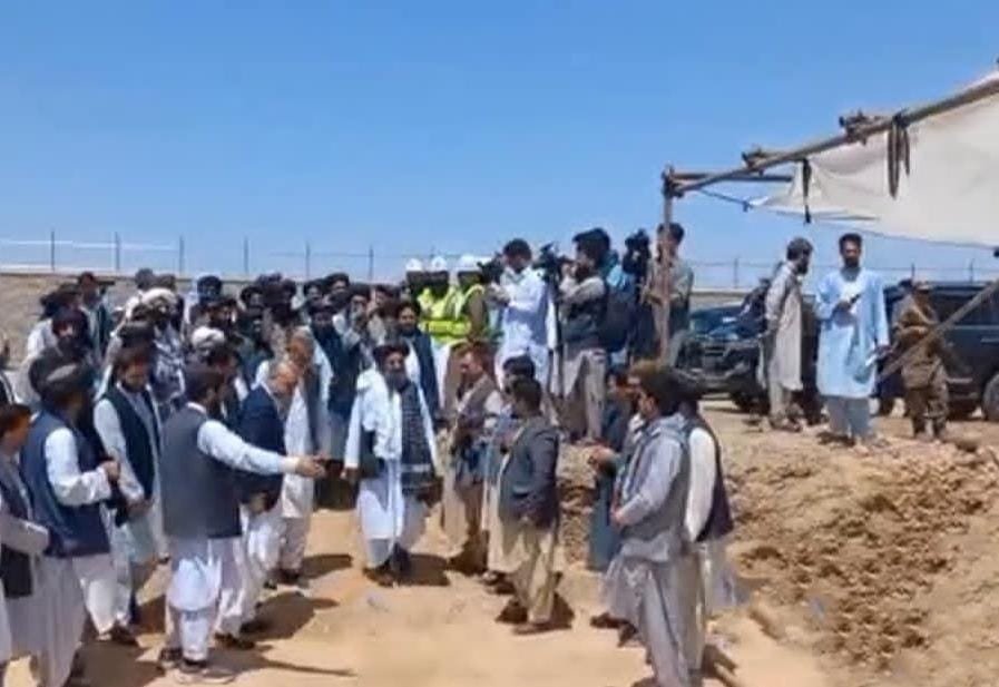 په هرات کې د ۱۴۳ میلیونه ډالرو په پانګونه د سترې سمنټو فابریکې د جوړېدو چارې پیل شوې