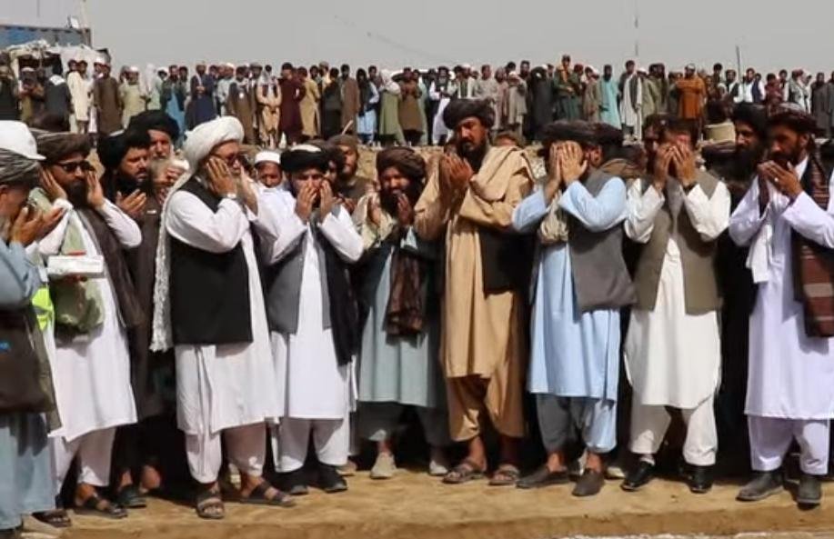 په امامصاحب کې د څه باندې ۲۵۰ میلیونه افغانیو په لګښت د سوداګریزې مجتمع د جوړولو چارې پیل شوې