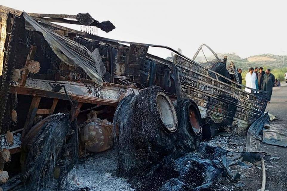 سه حمله جداگانه در بلوچستان پاکستان ۳۸ کشته بر جای گذاشت