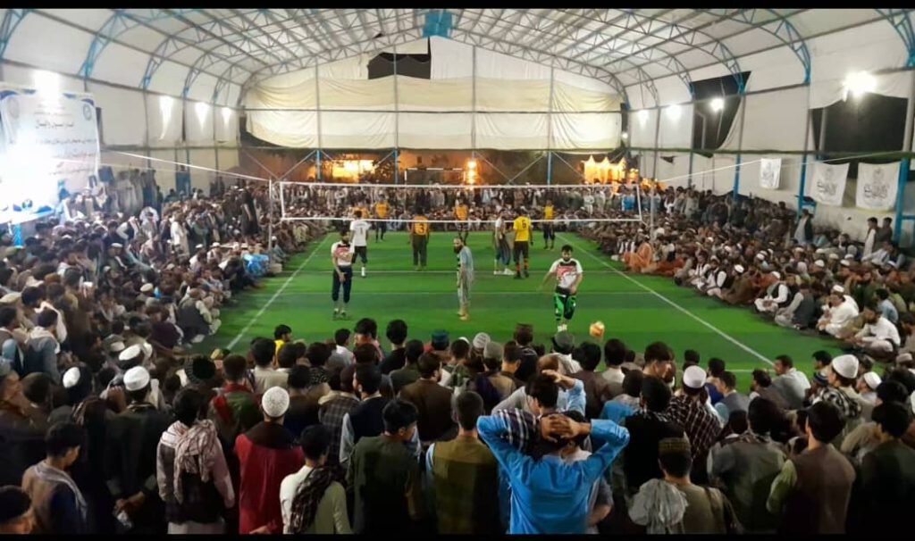 تورنمنت والیبال میان ۱۸ تیم در ولسوالی امام صاحب برگزار گردید