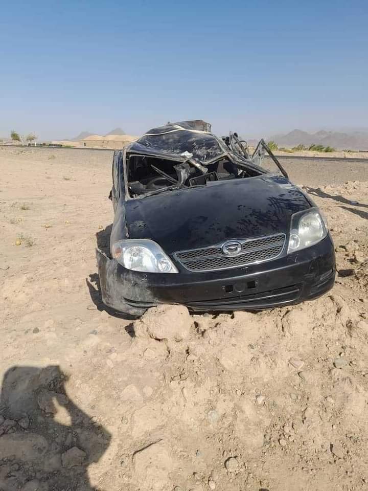 در یک رویداد ترافیکی در ولسوالی «آببند» غزنی، چهار تن به شمول یک زن جان باخته و پنج تن زخمی شده اند