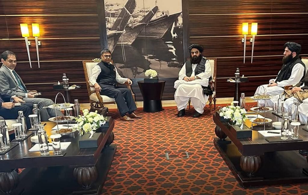 سرپرست وزارت امورخارجه کشور، با همتای هندی اش دیدار کرد.