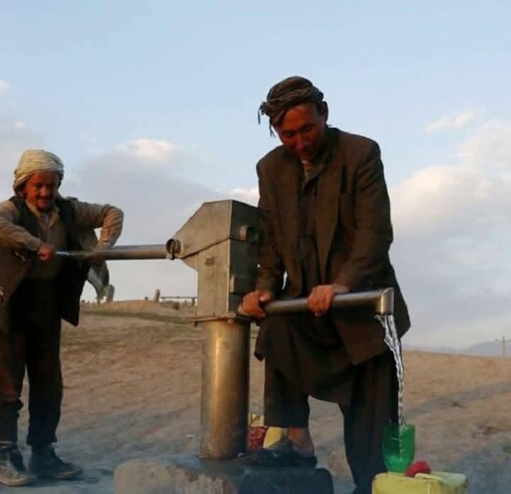 صلیب سرخ اعلام کرده که ۳۳ میلیون شهروند افغانستان با کمبود شدید آب روبهرو اند.