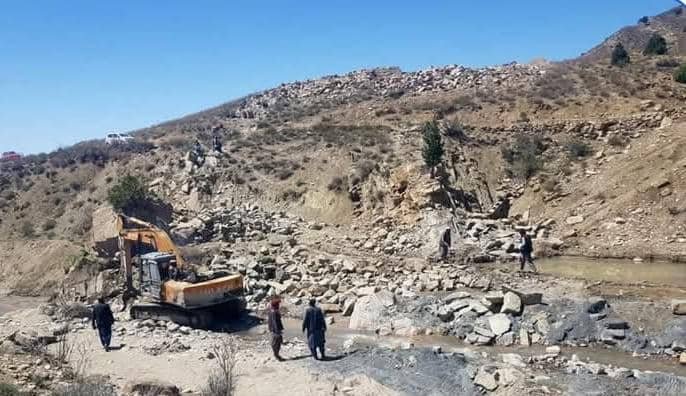 آغاز کار اعمار یک سربند و دیوار استنادی در پکتیکا