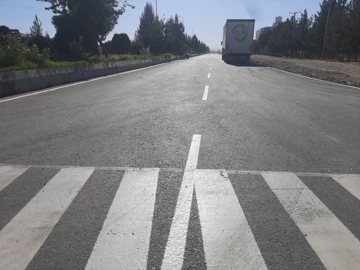 سرک شهرک صنعتی هرات قیرریزی شد