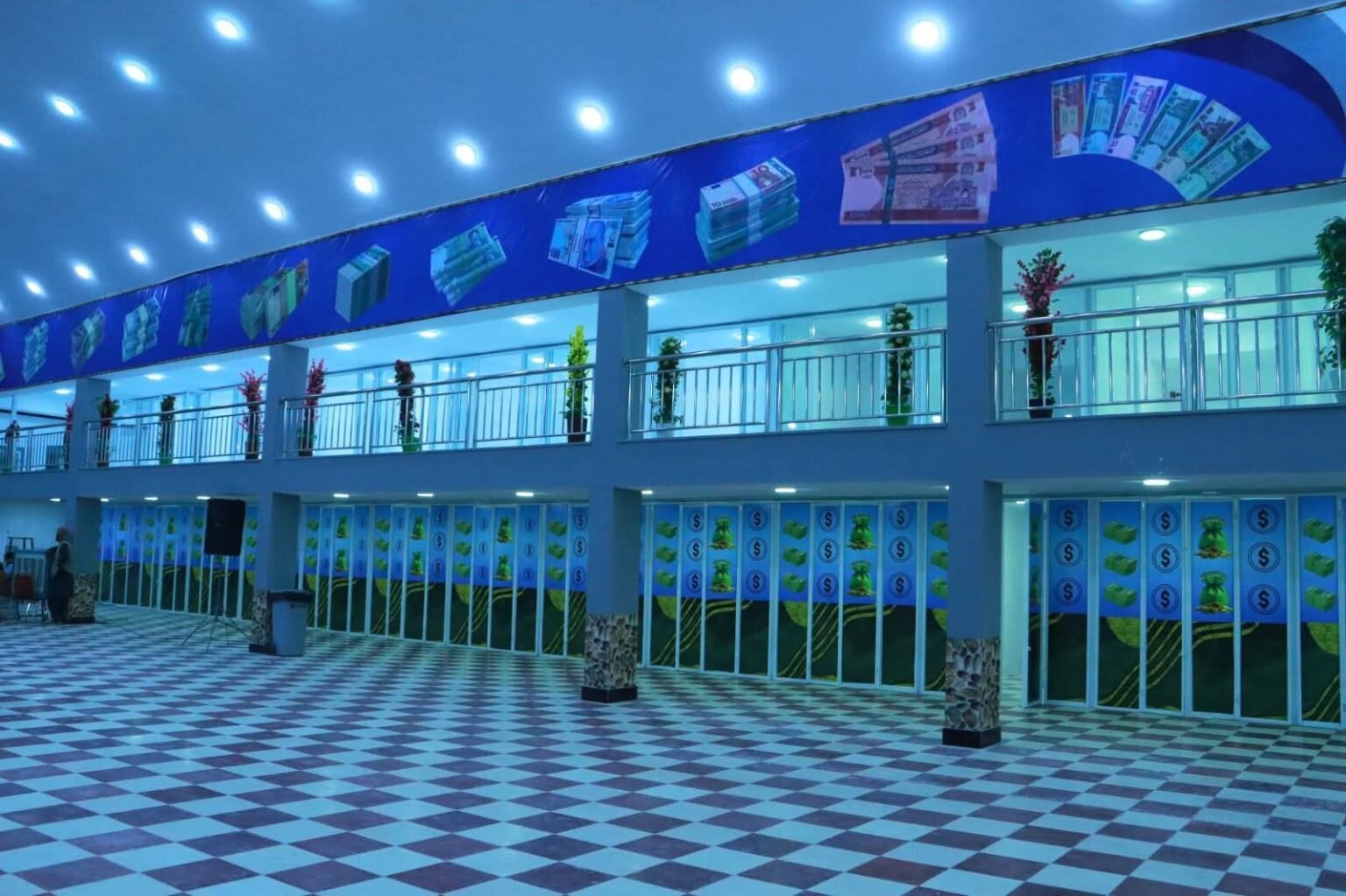 یک مرکز معیاری تبادله پول در بلخ افتتاح شد