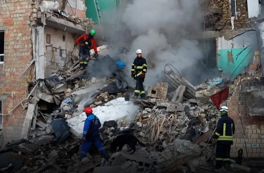 حمله موشکی روسیه به کییف؛ دستکم ۴ کشته و ۲۰ تن زخم برداشتند.