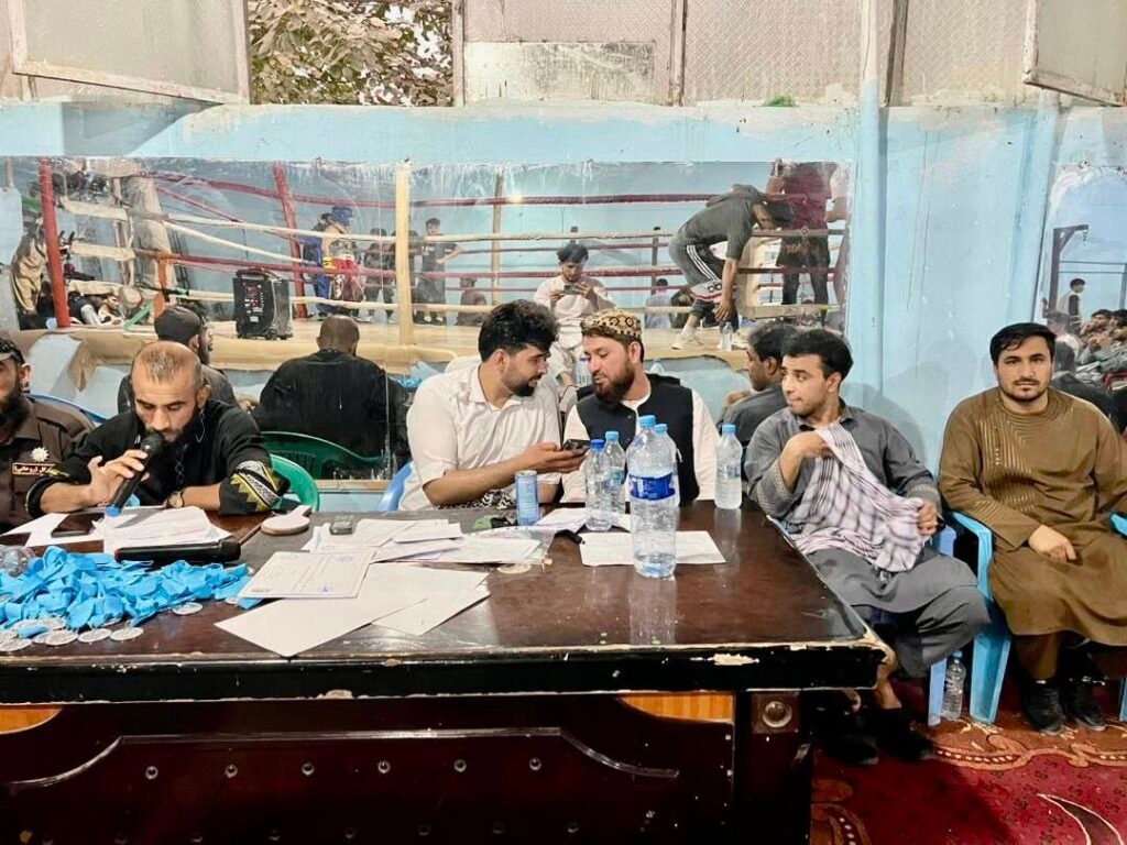 مسابقات بوكس ميان ٧٠ ورزشكار در ولايت بغلان برگزارشد