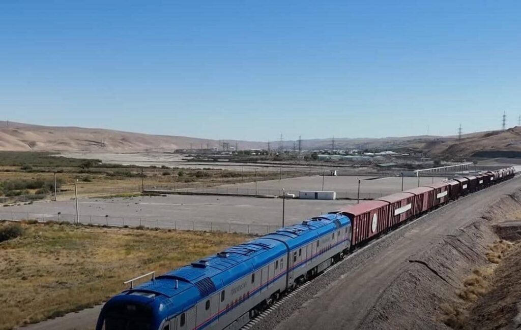 انتقال بیش از ۹۷ هزار تُن کالا از راههای آهن افغانستان در یک هفته
