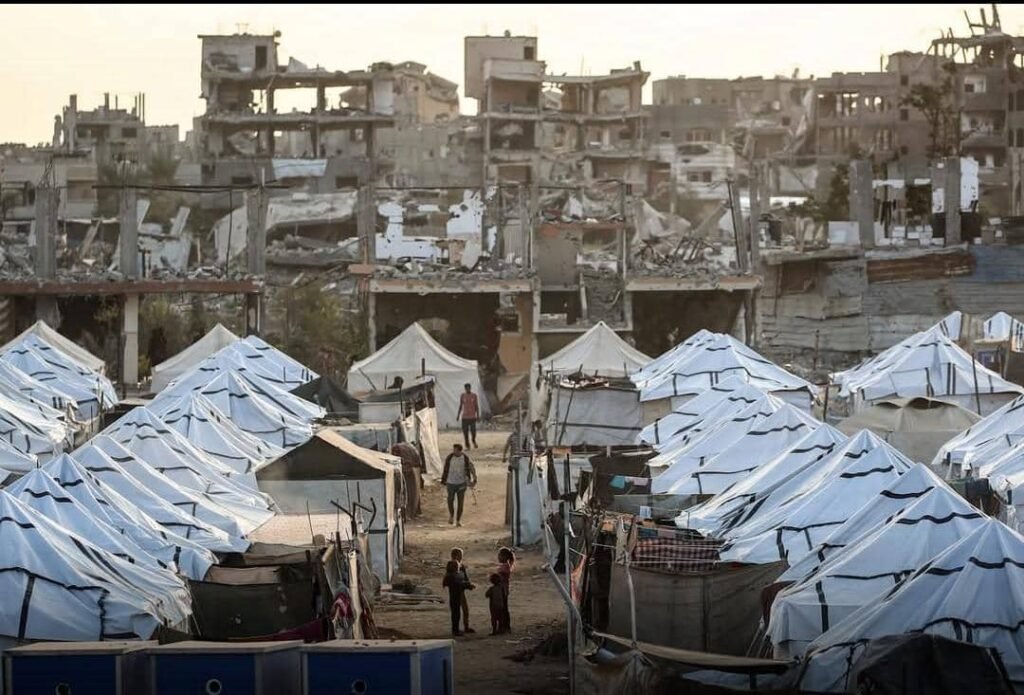 همزمان با بارندگیها؛ هزاران آوارهی غزه در سرمای شدید بدون سرپناه درماندهاند