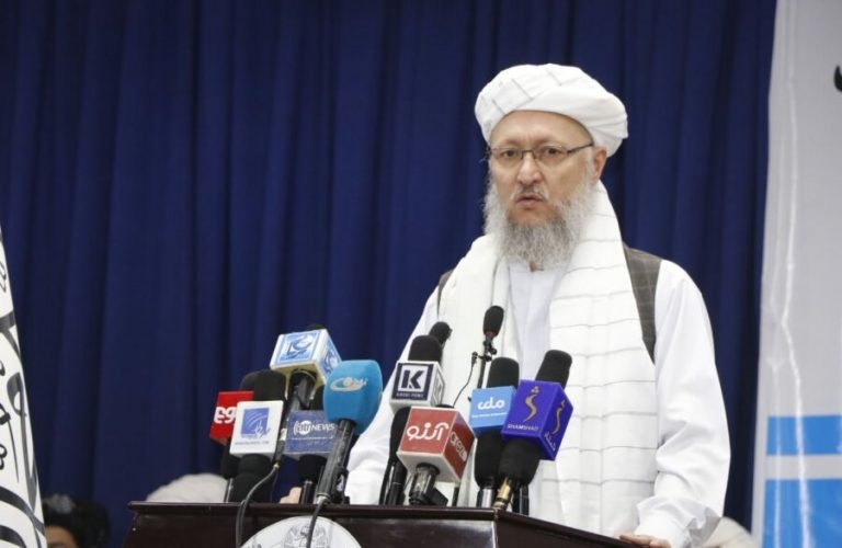 کسانی که علیه «اش.غال» مبارزه کردند، قابل ستایشاند.