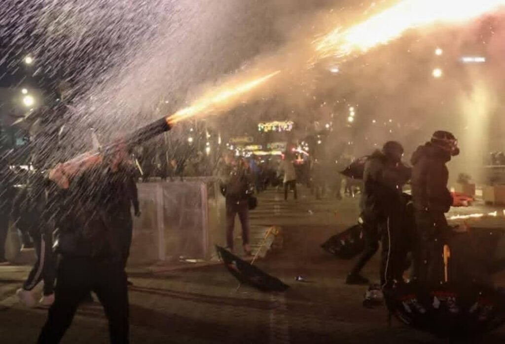 درگیری معترضان با پولیس در پایتخت آلبانیا